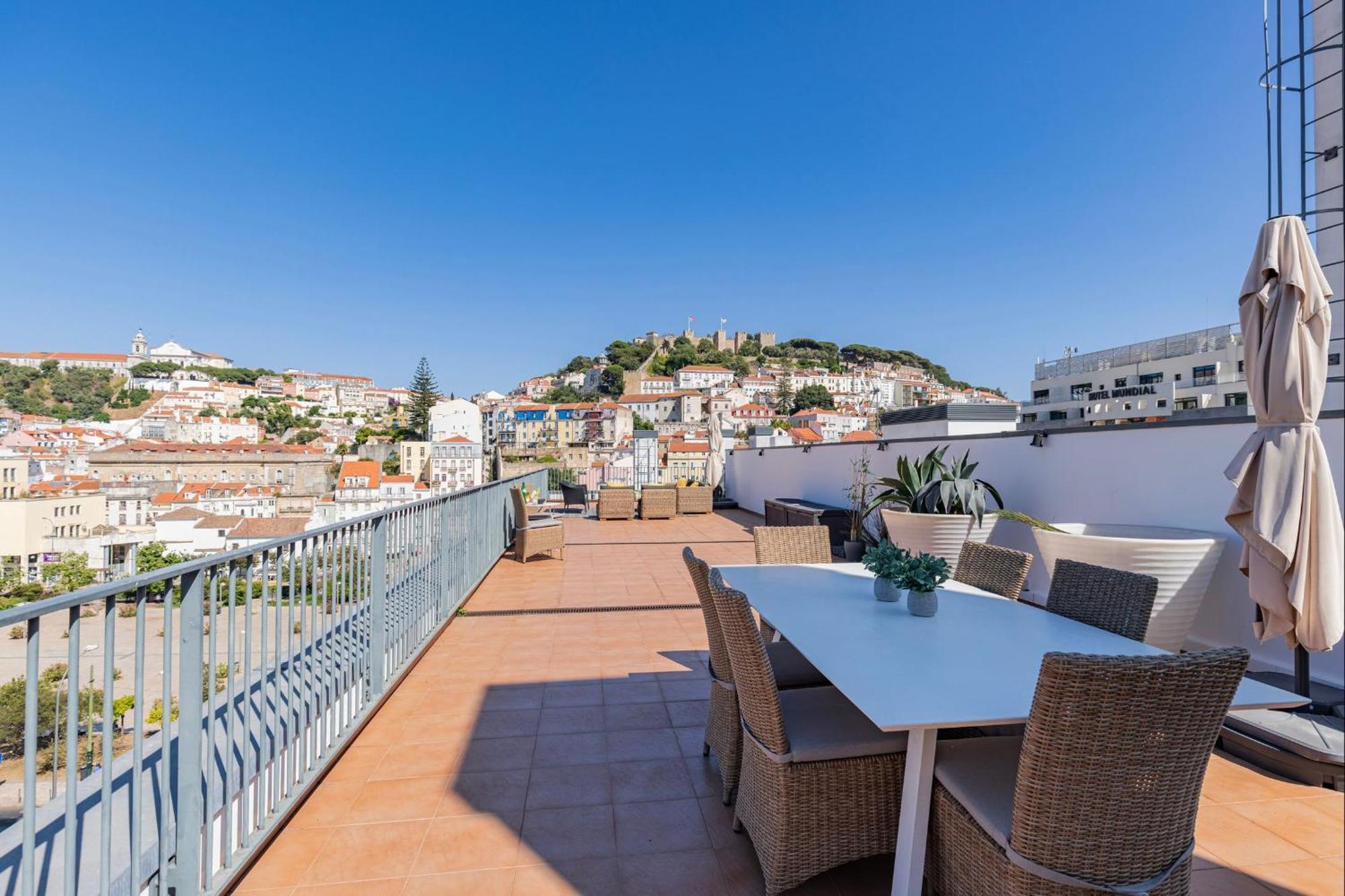 Lovelystay - Breathtaking Panorama - Luxurious Penthouse! Lissabon Buitenkant foto