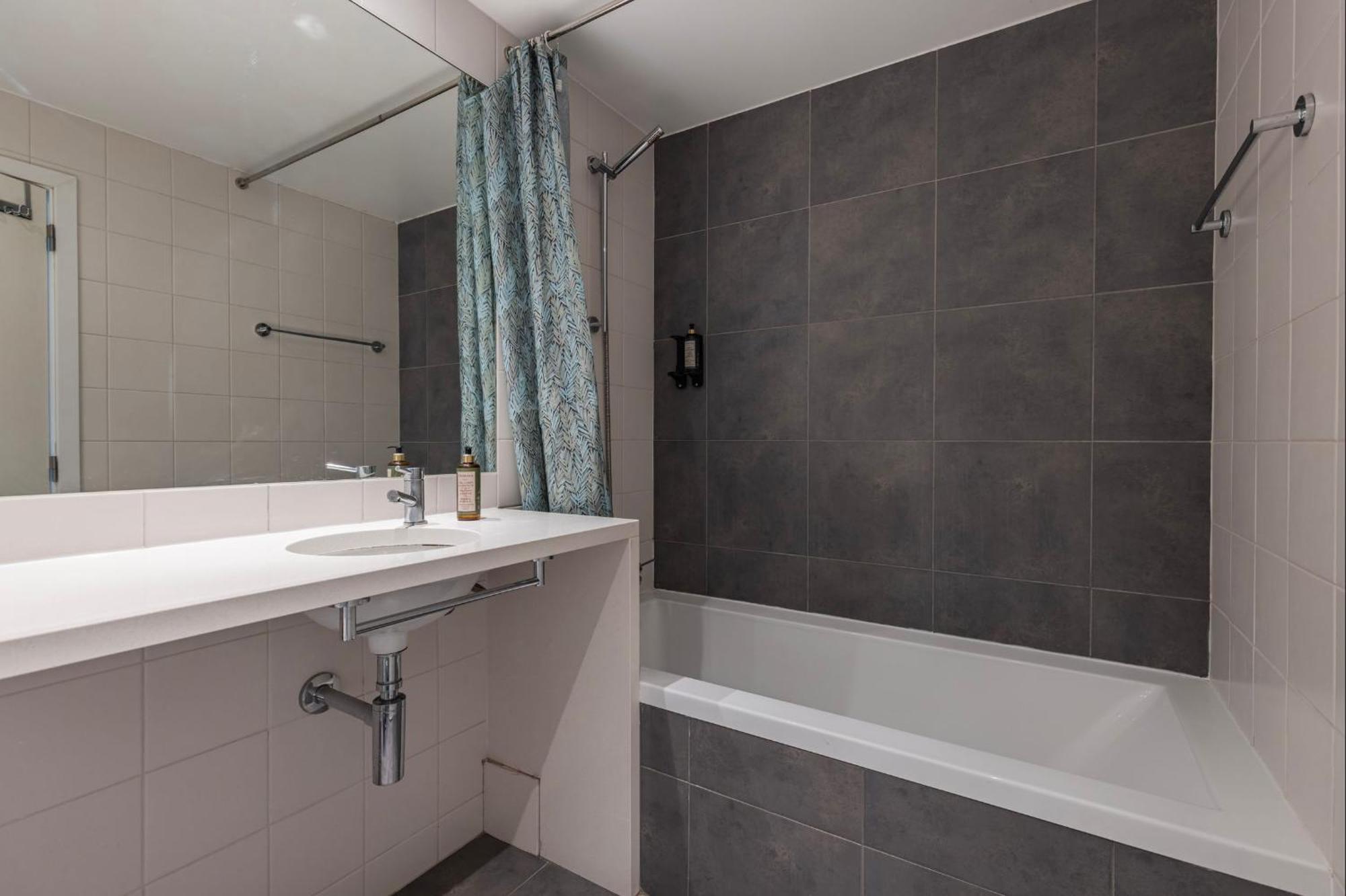 Lovelystay - Breathtaking Panorama - Luxurious Penthouse! Lissabon Buitenkant foto