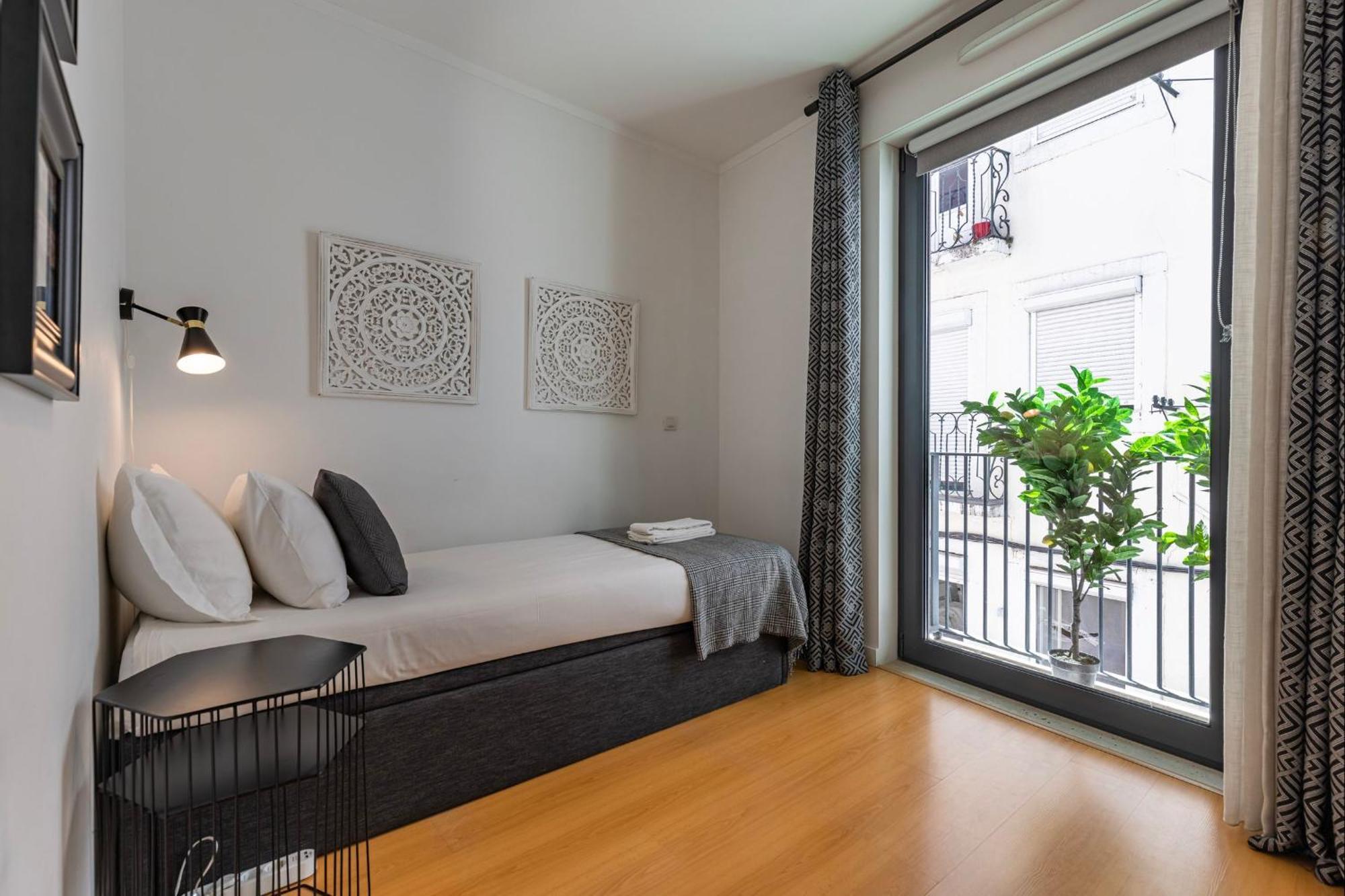Lovelystay - Breathtaking Panorama - Luxurious Penthouse! Lissabon Buitenkant foto